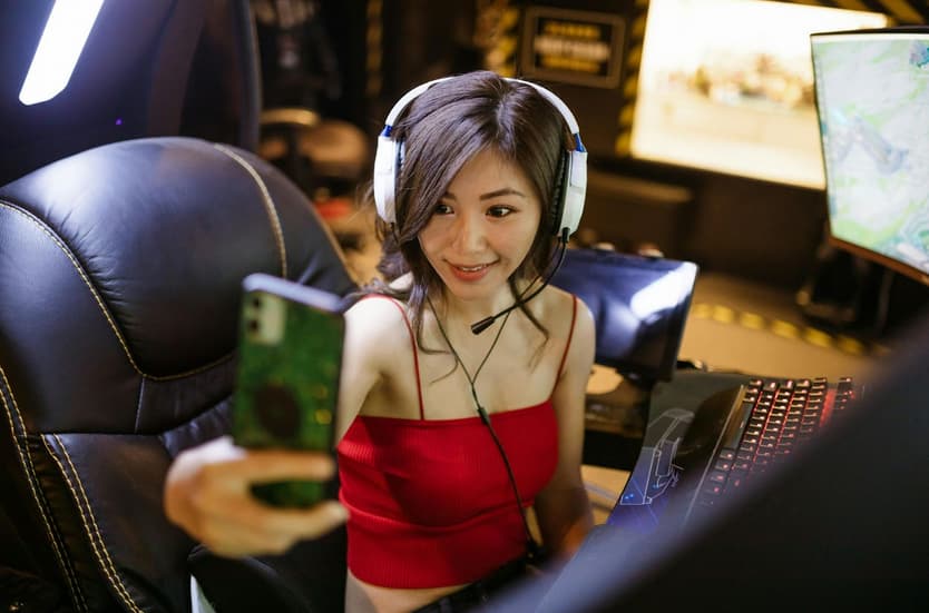 Top Tools for Recording and Streaming Mobile Gameplay